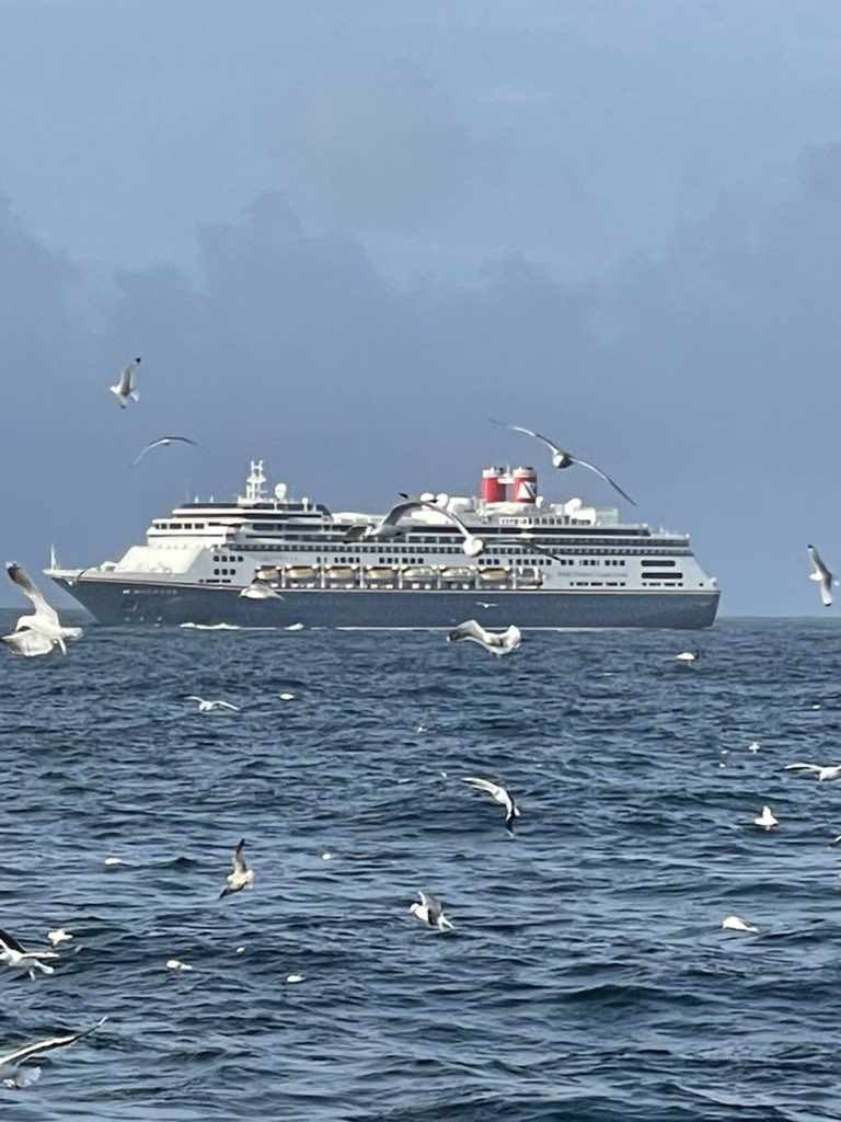 JohnABuchan1's tweet photo. Cruise ship Bolette passing by this afternoon. Fine looking ship. #comebackforme 🤣 @FredOlsenCruise https://t.co/oyO7LDhXfT