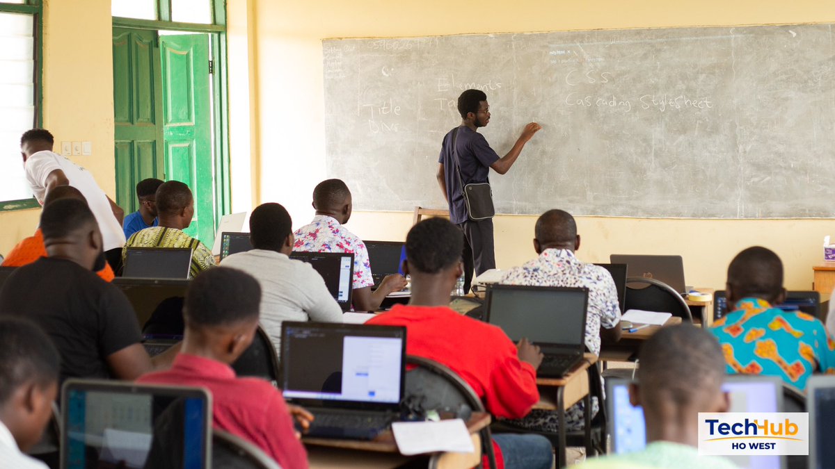 FixedByte's tweet photo. #ITeducation #digitalinclusion #futureforward #techhub #fixedbyte #FWB https://t.co/FgTNhAuxMT