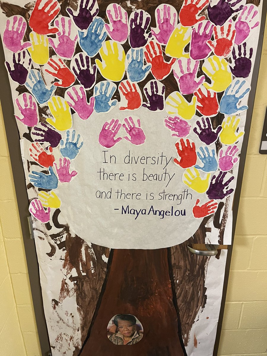 MapleAbraham's tweet photo. Abraham Lincoln Elementary School Celebrating Black History through Door Decorating….cont. https://t.co/Y7UghJi1Z2