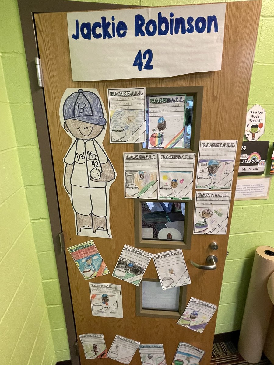 MapleAbraham's tweet photo. Abraham Lincoln Elementary School Celebrating Black History through Door Decorating….cont. https://t.co/0FCbaHb1J1