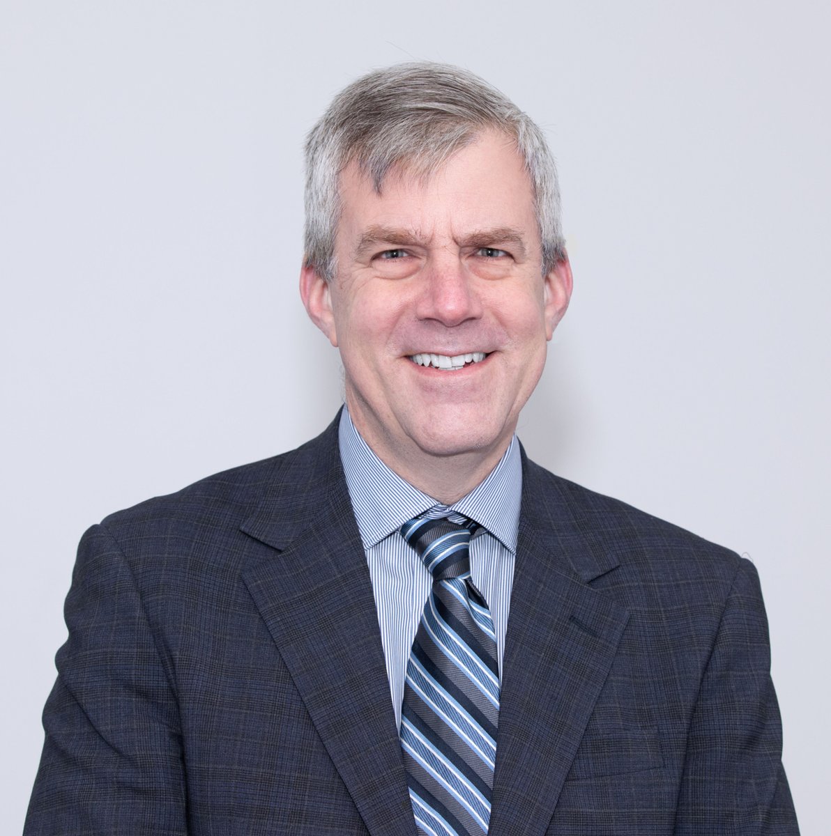 Back at <a href="/environmentca/">Environment Canada</a>. Many thanks for the warm welcome. Looking forward to meeting with #ECCCFamily employees and seeing the important work across the Department to build a sustainable, clean and safe Canada.
#ForNature #ClimateChange