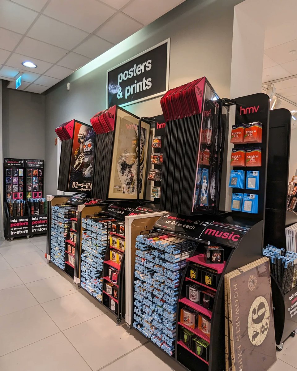 hmvEdinburgh's tweet photo. We've all been there, choosing posters for our bedroom wall. What was your favourite poster growing up? 🙌🔥👀
-
#posters #musicposter #filmposter #hmv #bedroomposter https://t.co/aDGNodrmiq