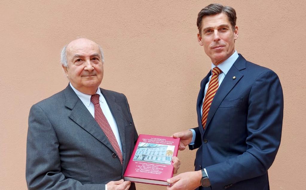 NLinItaly's tweet photo. Former Italian Ambassador to the Netherlands Gaetano Cortese dedicated his latest publication to 160 years of diplomatic relations between Italy and the Netherlands. Today he presented the first copy to Dutch Ambassador Willem Alexander van Ee. #NLinItaly https://t.co/yWmE8pVYe3