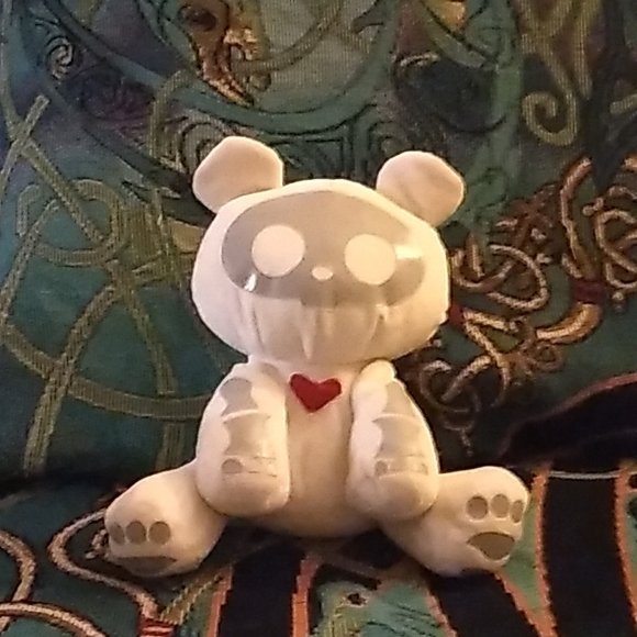 NWJUSTY's tweet photo. So good I had to share! Check out all the items I'm loving on @Poshmarkapp #poshmark #fashion #style #shopmycloset #skelanimals #bravesoul #w118bywalterbaker: https://t.co/KJyDkKLTzB https://t.co/Xf8hJMNIIx