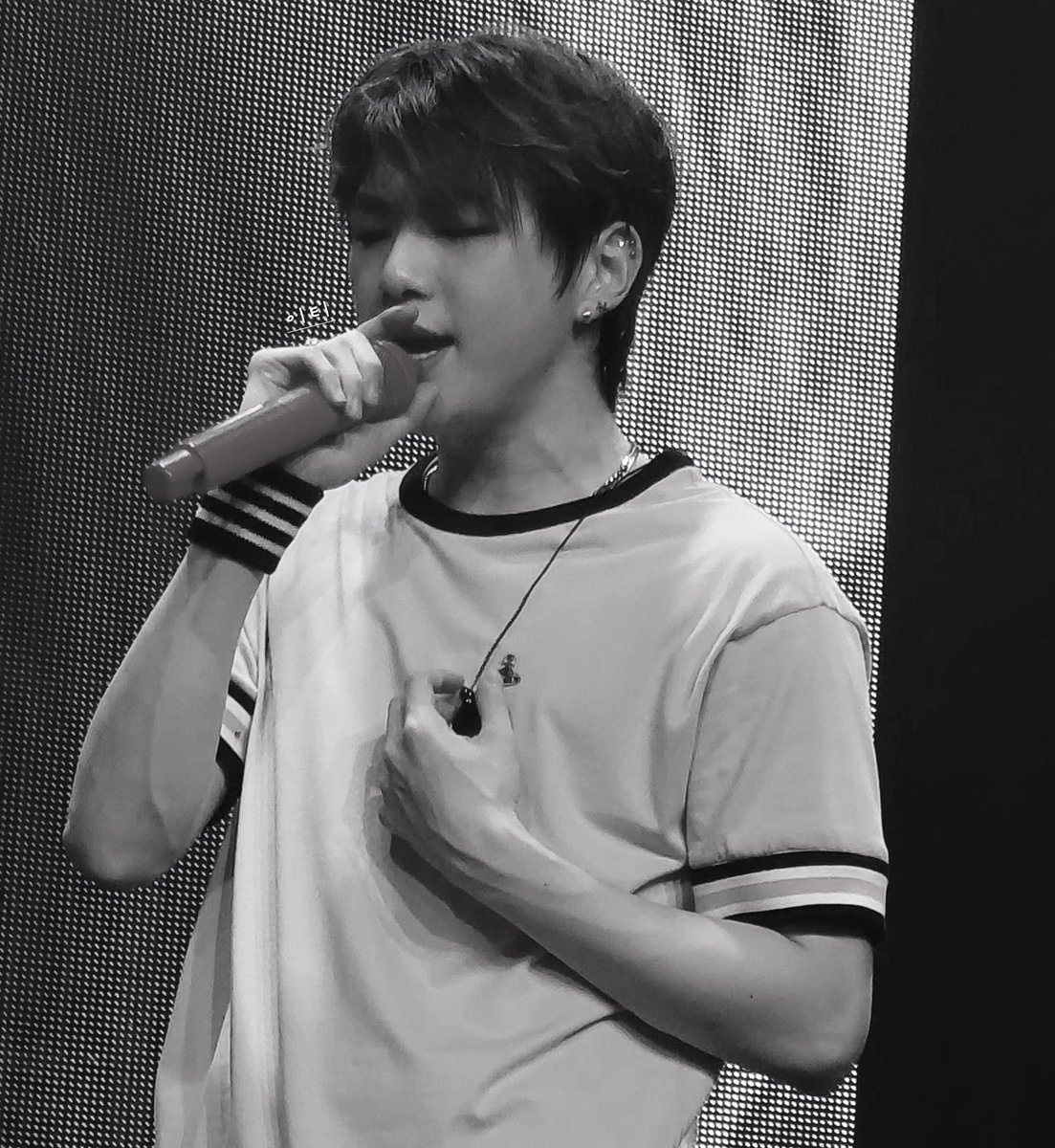 momoDK_'s tweet photo. 20230125
#강다니엘 #KANGDANIEL #firstParadeinManchester
Ghots 폰캠
https://t.co/XYvBVes3TY https://t.co/5qkAsxBAKK
