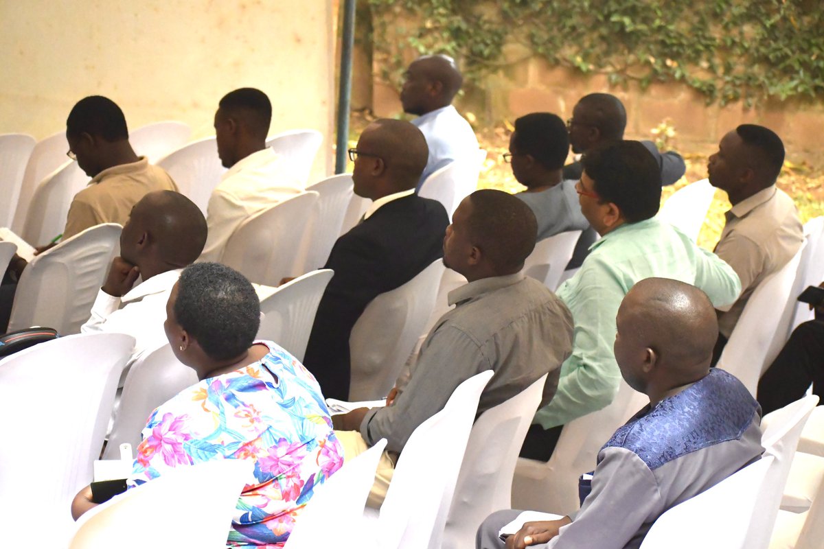 IDRC_Uganda's tweet photo. Supplier engagement meetings are the best way to ensure we're all on the same page. It's important to have a detailed discussion about our goals and expectations, which is why we hosted an engagement meeting specifically for our suppliers. #suppliers #engagement https://t.co/5ii4xAt3BX