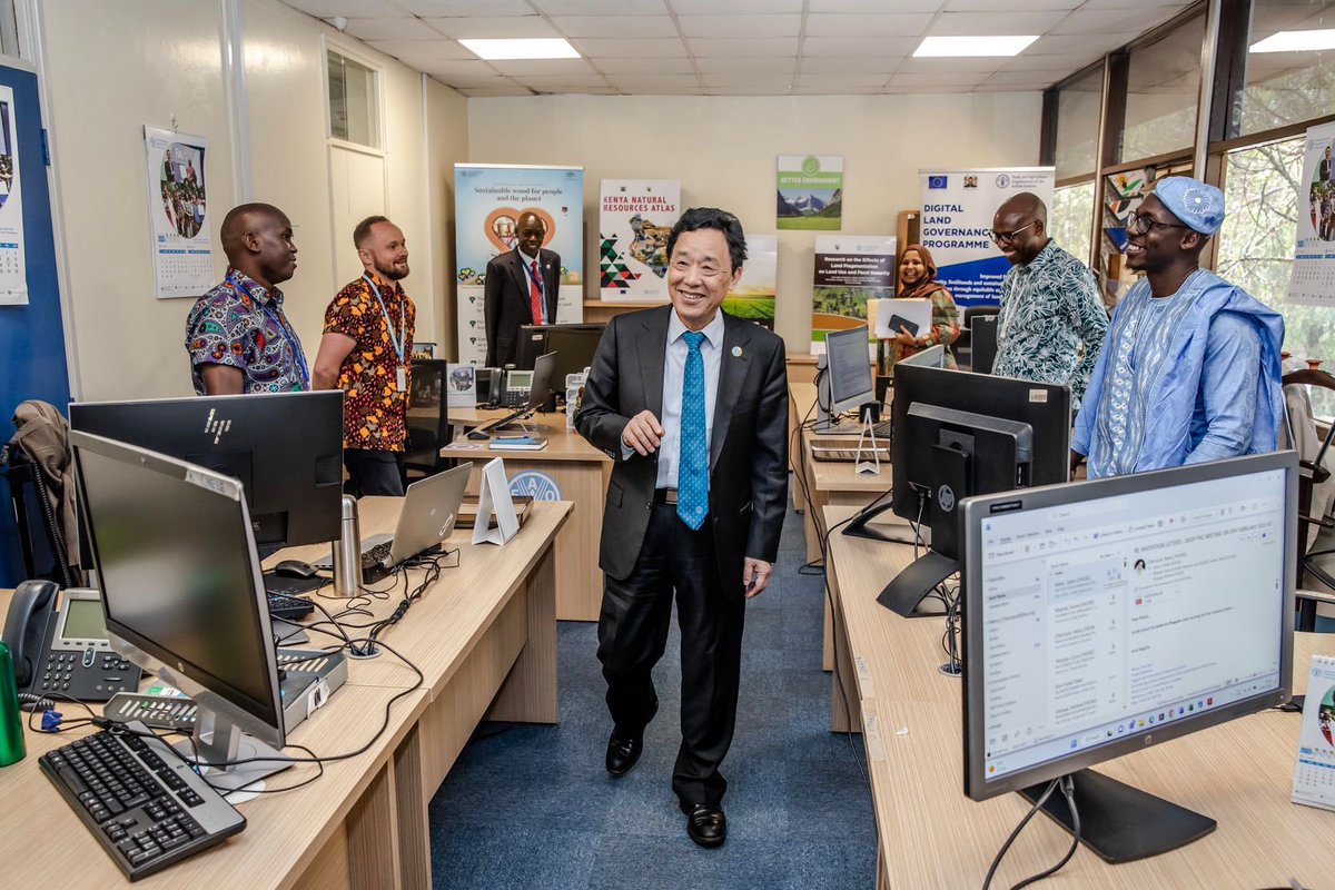 FAOKenya's tweet photo. The @FAODG today toured @FAOKenya offices and later had a meeting with the staff. He applauded the great milestones covered by FAO Kenya towards the achievement of SDGs &amp; FAO's Strategic Framework goals. https://t.co/35SmBVRLAG
