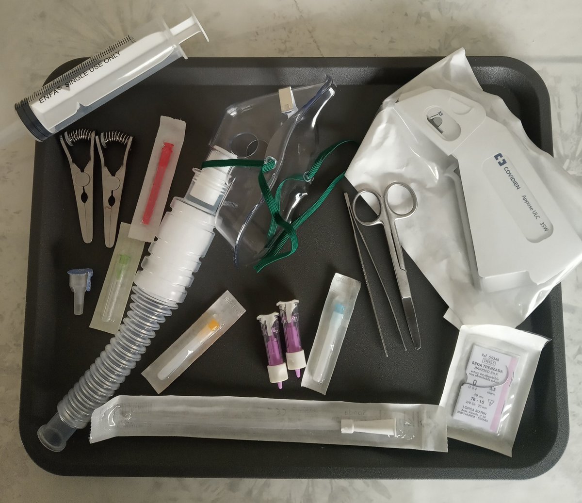 Lattesax's tweet photo. Del "Armario de Lattesa'' llega ...con que te vienes a experimentar criatura??😈⛓️😷🩸💉🩹🩺
Visita https://t.co/qx2LwGdHOd
#medicalbdsm #mistress #valenciabdsm https://t.co/JzHsHM6Jeb