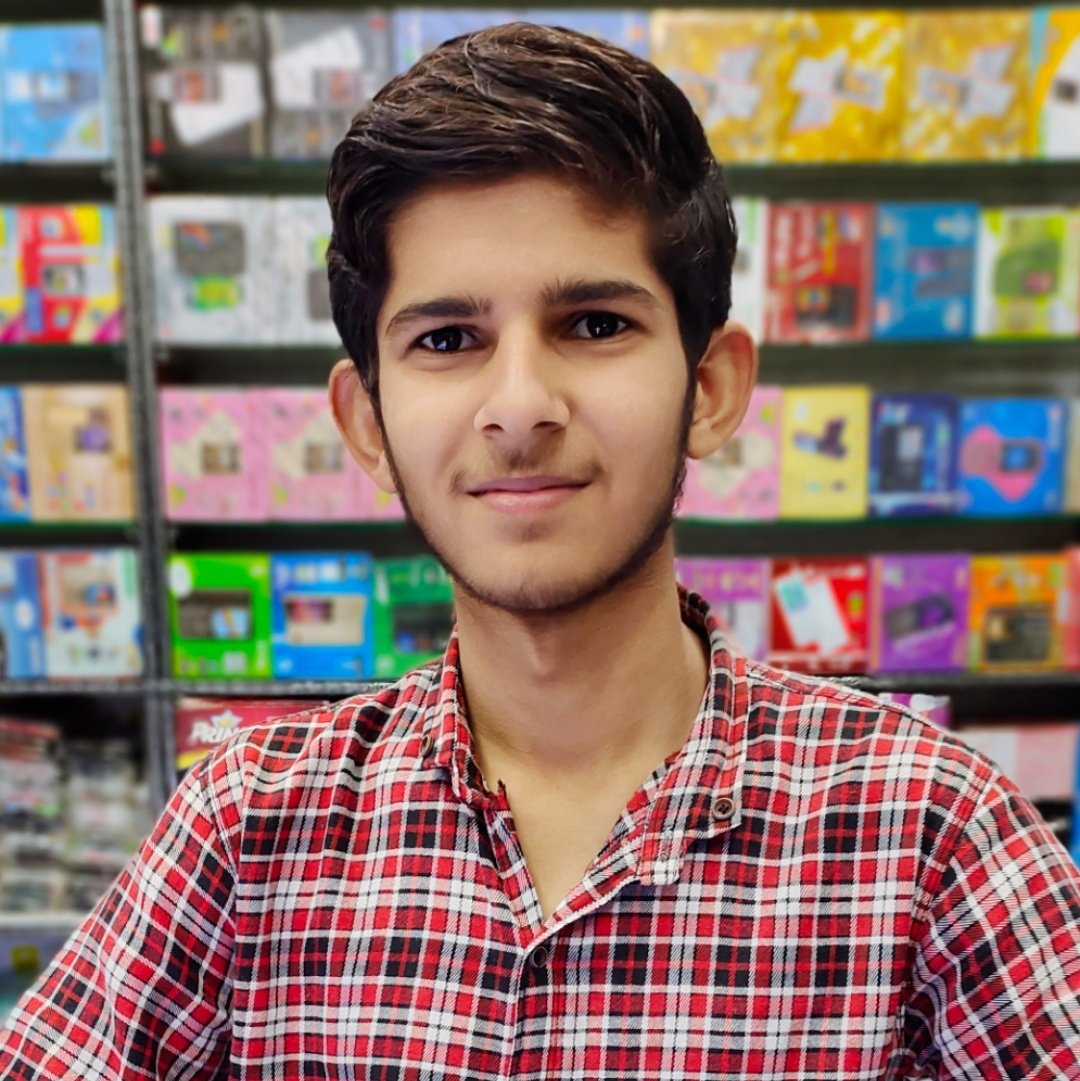 syedpasban's tweet photo. #NewProfilePic https://t.co/weF1wCrQ6O