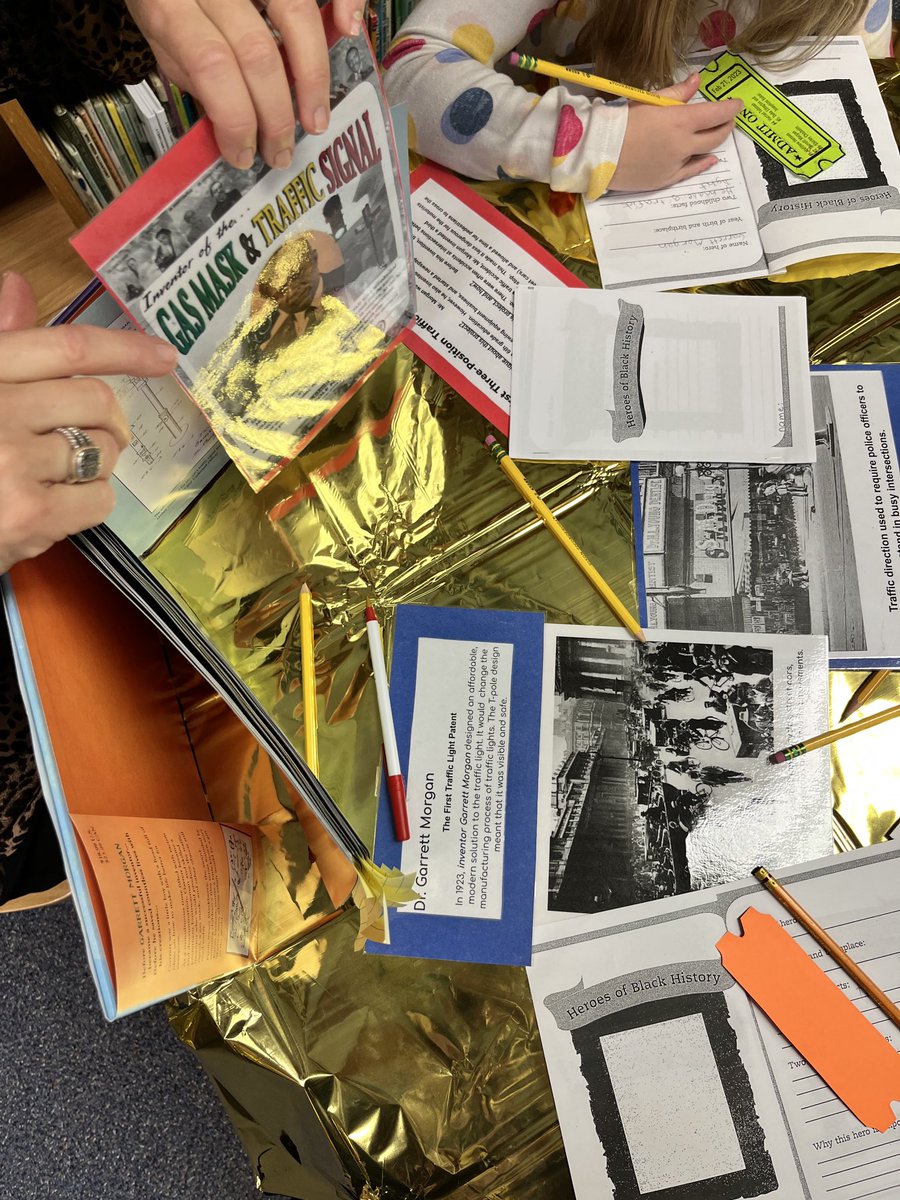 ChristineSkin17's tweet photo. ⁦@AnthonyDent05⁩ Mrs. Sacks’ Second-grade Museum of Black History! Lots of learning here! https://t.co/OkanfS2L7Y