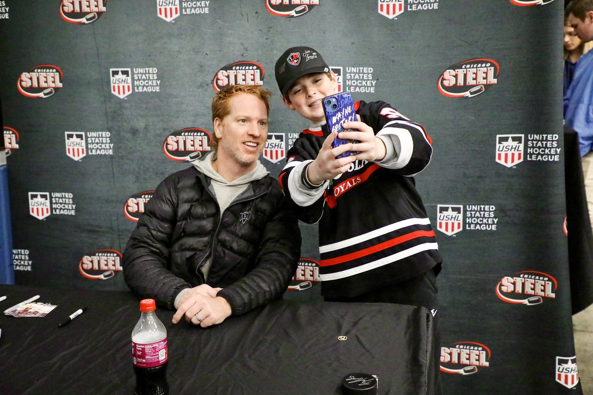 anelsonphotos's tweet photo. A few of my favorite shots of @bcampbell_51 and @BhawkTommyHawk from @NHLBlackhawks Night for the @ChicagoSteel! 🏒

#FeelSteel https://t.co/hm3jWbzxpv