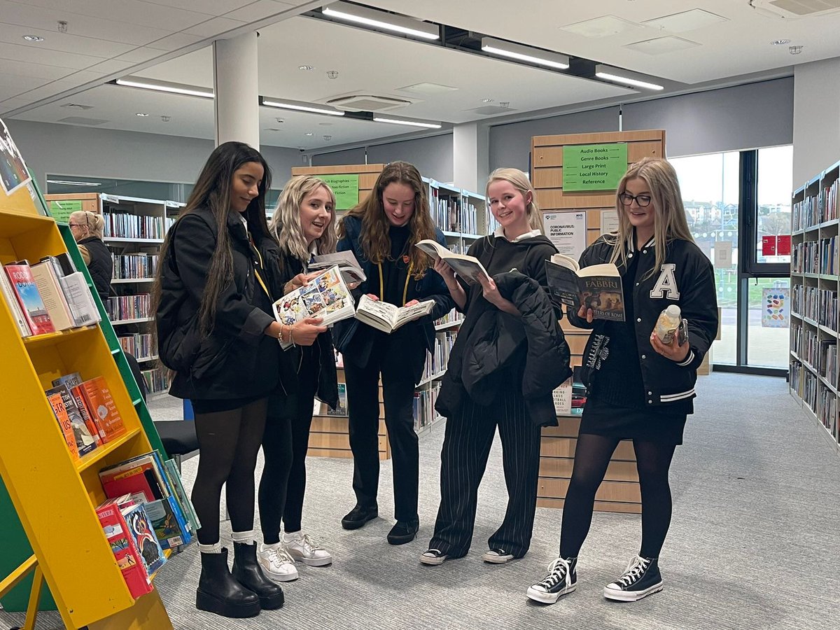 LHS Prefects tweet media