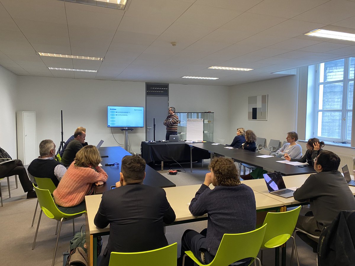 EUFarmBook's tweet photo. 🖥️ In the morning we talked about platforms or knowledge reservoirs, and their role in accelerating the sustainable development of the agricultural and forestry sectors. Now it’s time to roll up our sleeves and understand the main challenges this task involves. https://t.co/NkvXohAQSj