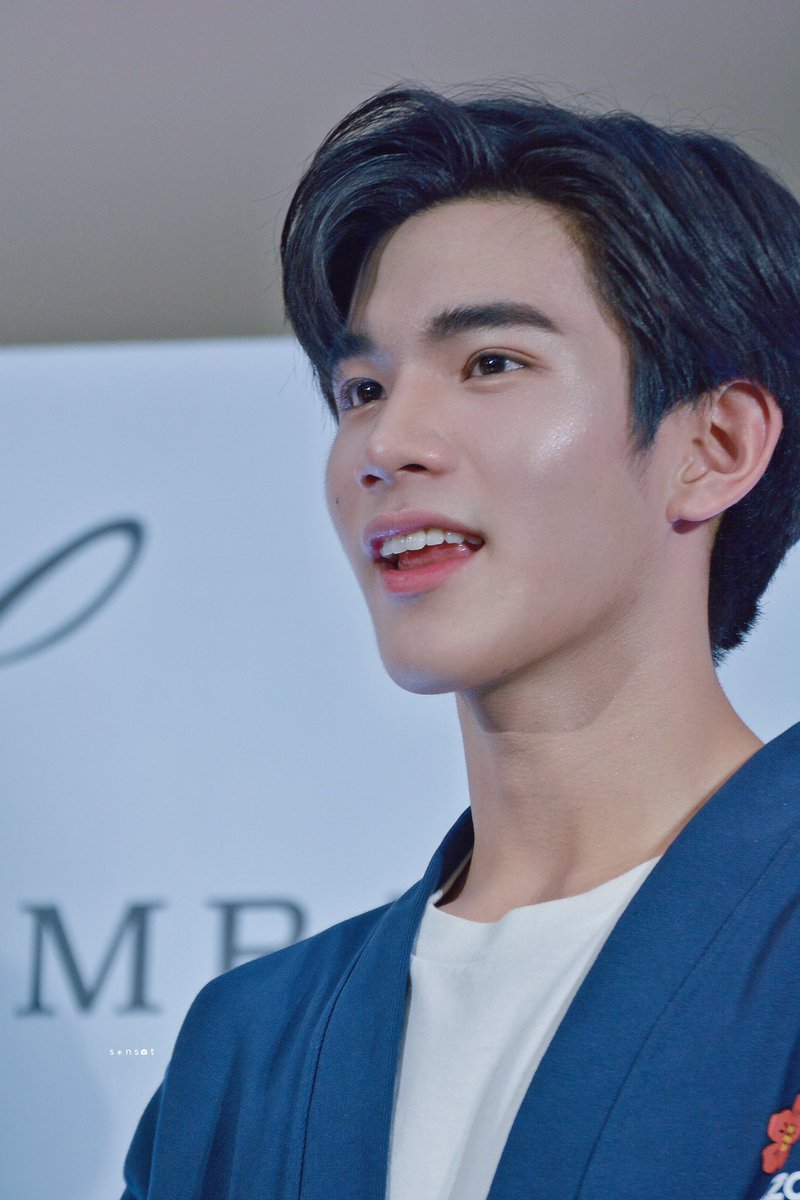 themooncometrue's tweet photo. น่ารักแบบเกินต้าน 💕

#FourthNattawat #โฟร์ทณัฐวรรธน์ https://t.co/L8nMSKCybF