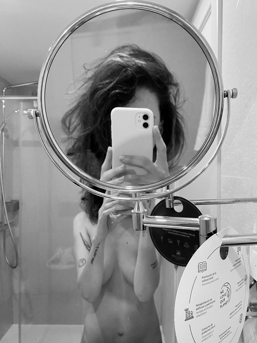 Luciérnaga. tweet media