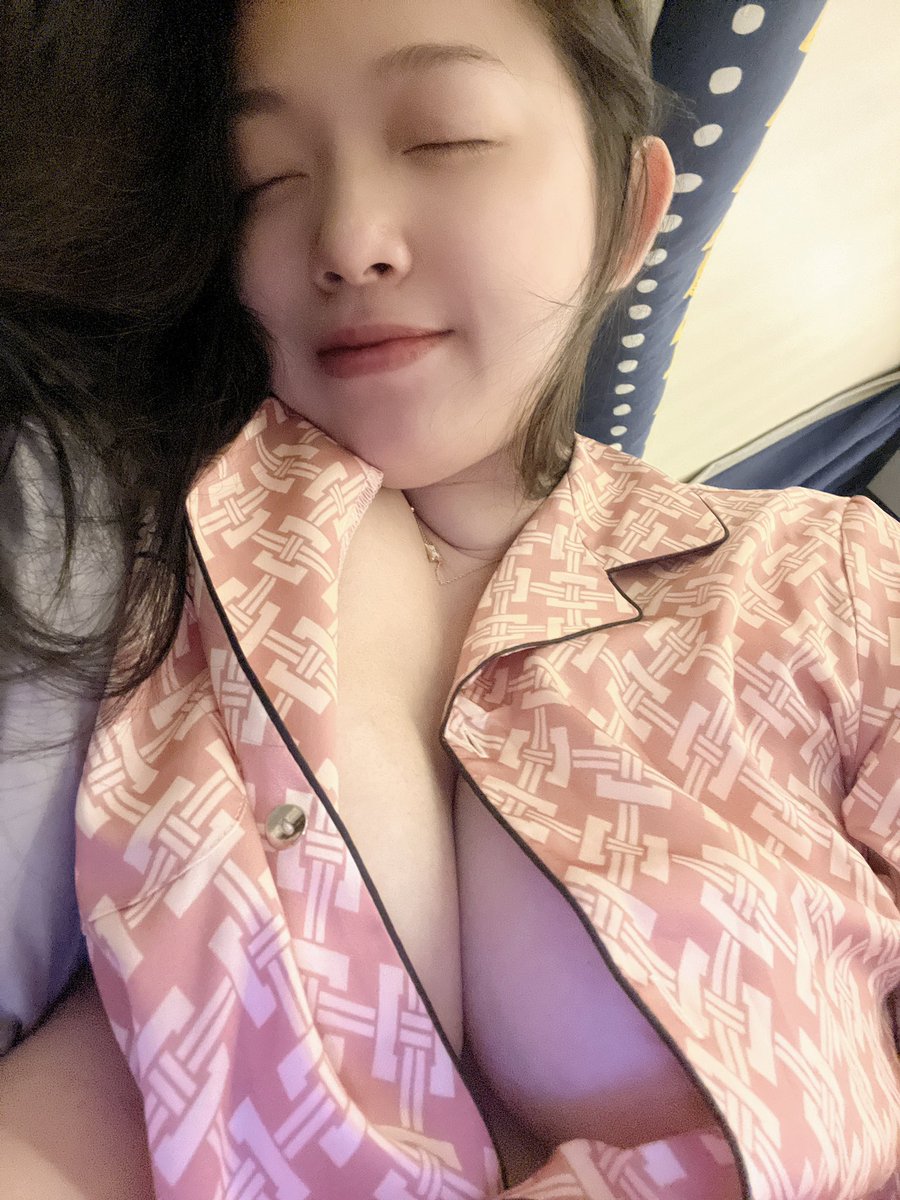 WangShuai2002's tweet photo. @wwwGUIA 🥺 https://t.co/kS0g9k7oe5