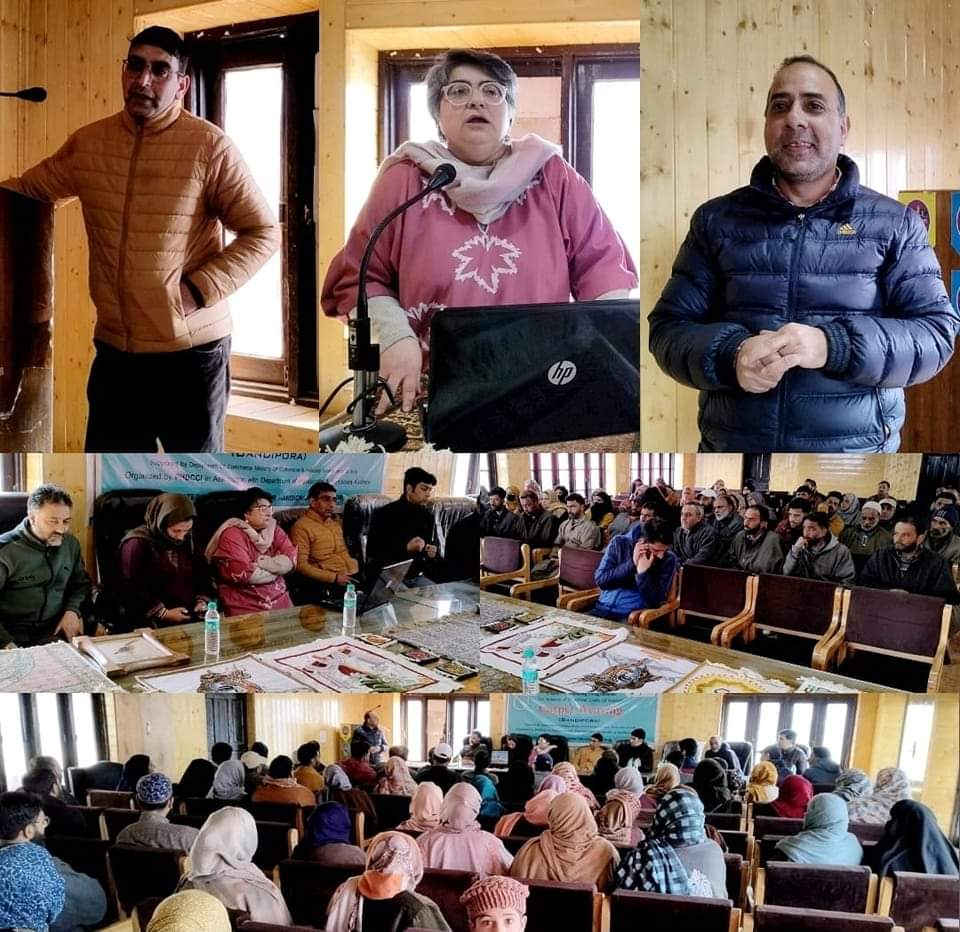 HHBandipora's tweet photo. PHDCCI in collaboration with Deptt. Of H&amp;H organizes Artisan Capacity Building Programme at Town Hall Bpr.
Deputy Director (PHDCCI), Cheif Designer (School of Design, Srinagar), IUST Faculty Members along with other officials were present.
@dohhkmr
@dicbandipora
@dcbandipora https://t.co/7wUc9ELRUI
