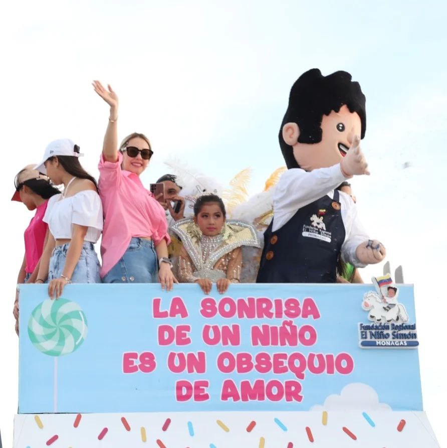 gobmonagasve's tweet photo. #EnFotos | La Fundación Regional El Niño Simón Monagas, junto a otras instituciones y empresas privadas, hicieron gala de la creatividad en el primer día de desfiles de carrozas y comparsas del Carnaval de Maturín 2023.

#VzlaViveElCarnaval #Maturin #Monagas @NicolasMaduro https://t.co/kY13h08XKt