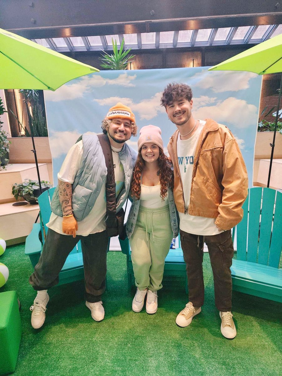 theonlyhayster's tweet photo. YOU ALREADY KNOW WHATS UPP✨
(idk why it took me this long to post these on here🙃) https://t.co/27w2qiR39B