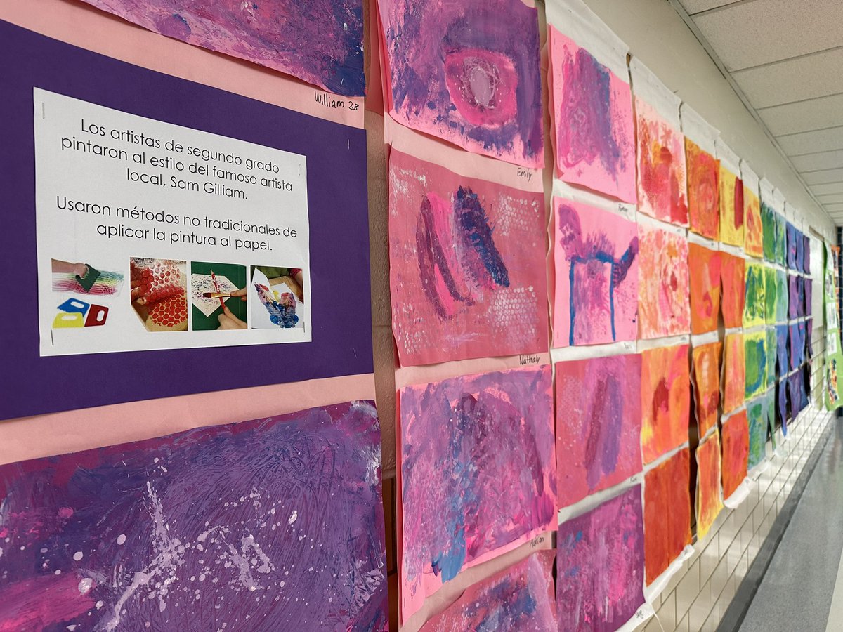 arteescuelakey's tweet photo. Los de segundo estudiaron el famoso artista local Sam Gilliam y pintaron a su estilo https://t.co/R1lhDqwhZC