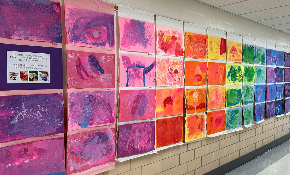 arteescuelakey's tweet photo. Los de segundo estudiaron el famoso artista local Sam Gilliam y pintaron a su estilo https://t.co/R1lhDqwhZC