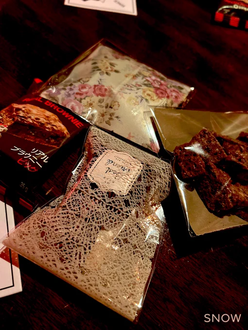 先日友達とバーへバレンタインのチョコも交換できたし楽しかった〜 