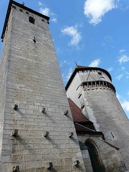 MonumentumFr's tweet photo. Eglise Saint-Valérien à #Chitry (#Yonne) Construction XIIIe siècle. Eglise : classement par arrêté du 30 décembre 1905.
Suite 👉 https://t.co/TX6uKr28LI
#Patrimoine #MonumentHistorique https://t.co/ARN35RaRZ5