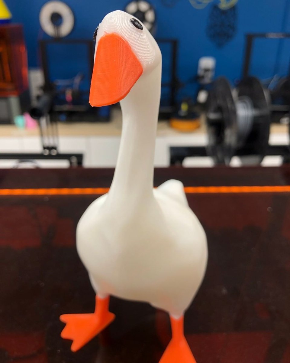 mech_solutions's tweet image. Printed out the Goose from Untitled Goose Game developed by House House at 150%! 🦆

#3dprinting #3dprint #3dmodeling