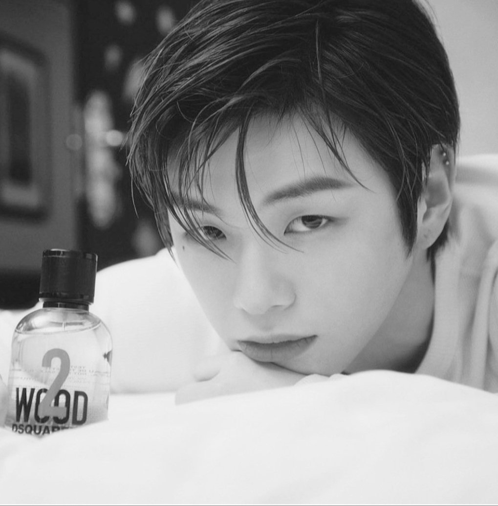 cookie13877351's tweet photo. (( KANG DANIEL HIGHLIGHTS ))
The Cover Star of March Issue of our CEO KANG DANIEL, Unveiling Visual Pictorial simply Beautiful & Bold a Dreamer who is Fulfilling ✨️his Dreams & Our Danities Fantasies ❤️✨️❤️✨️❤️
@konnect_danielk
#kangdaniel
#dsnityfam
#danitystan
#danity https://t.co/oPfKSGRJK1