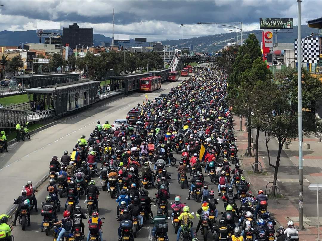 J0MAGA's tweet photo. Sefue #Febrero, #Enero, en #Diciembre hicieron reunión con lista cerrada y no nos permitieron ingresar. ¿Para cuándo llamado a comité de seguimiento en lo referente a la restricción de PARRILLERO en la Capital del País? 
@rugeparticipa @ClaudiaLopez @felipeangell @VeeduriaBogota https://t.co/UfC8iBQ0fq