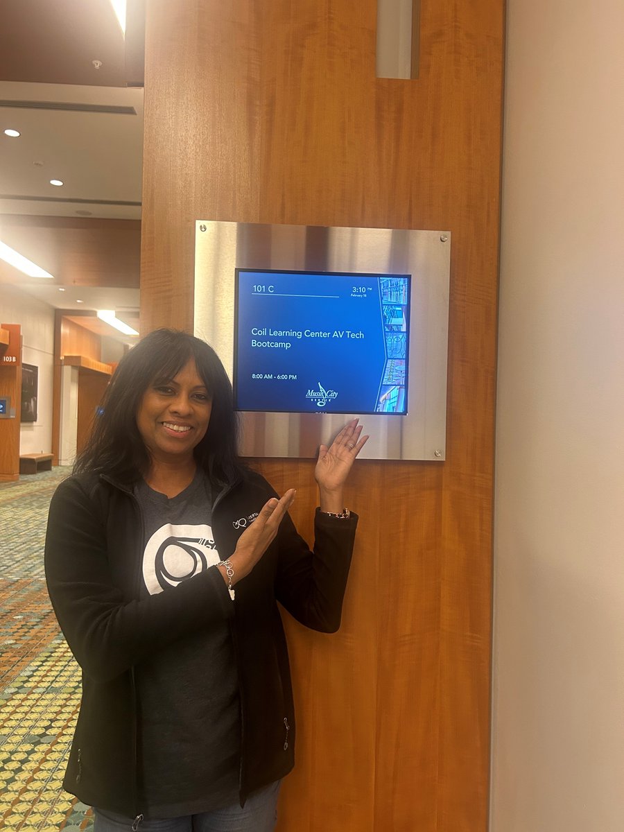 CoiLLearning's tweet photo. We had a recording breaking attendance for the A/V Tech Bootcamp at our LMG-Nashville location. 28 participants completed the bootcamp over the weekend at the MCC. We wish all our graduates the very best as they start their journey with us! https://t.co/5qIsVtfiRH