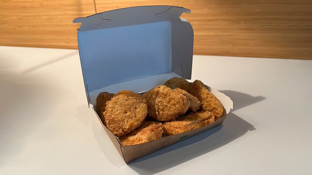 McDonalds's tweet photo. can someone watch them for me https://t.co/DjNIhJg2nu