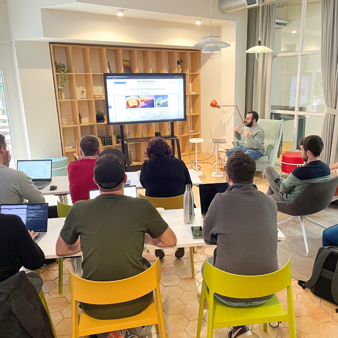 NewWork_es's tweet image. During January, students of Tech Academy had the opportunity to present an individual project developed throughout the course, everyone from NW colleagues, to students and mentors, gathered in Valencia for this session!🤓 ⚡

#newwork #newwork_vlc #techacademy #youngprofessionals