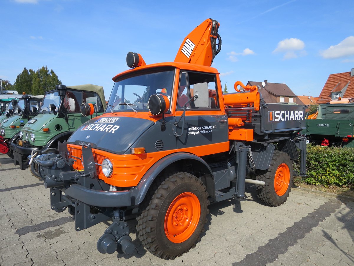 UnimogCommunity's tweet photo. This Unimog 406 with HIAB loading crane and two-way equipment will be on show at Retro Classics from 24 to 26 February on the stand of the Unimog Club Gaggenau and the Unimog Museum Society.
#unimogmuseum #unimogclubgaggenau #zweiwege #railroad #gleis #rail #subway #zagro https://t.co/iBiI6Pr2Zy