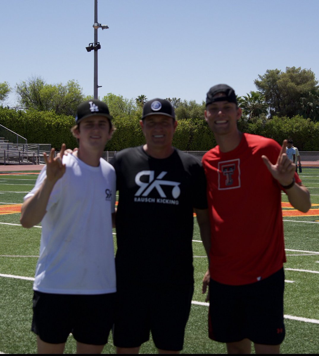 Rausch Kicking tweet media