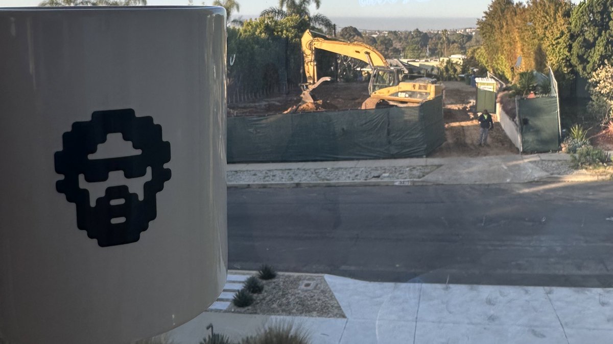 kevindegods's tweet photo. gm. Who’s building today? https://t.co/9xCOR4agSa