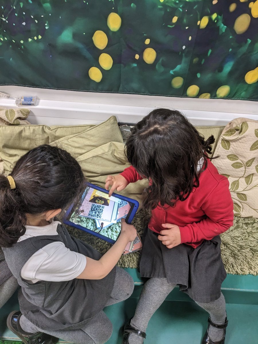 BPSReception1's tweet photo. Exploring Q.R codes. What are they? What do they do? How do we use them? We have been teaching our friends how to use them to look at books on the iPad. 🧑‍💻 #BPScomputing https://t.co/Gg3xaI2Pql