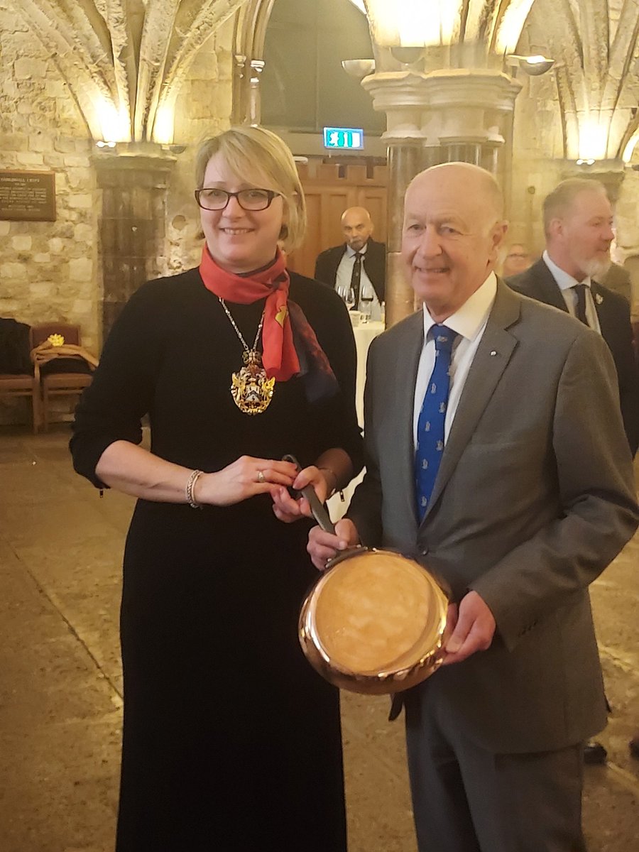RussGleeson's tweet photo. A win for the Master @WCFKnitters at the Inter livery pancake race! Liveryman Simon also made the finals👏 https://t.co/gtxvipUACR