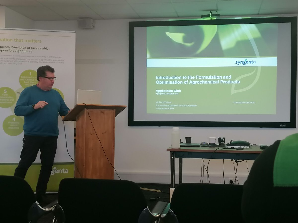 Great day @SyngentaCropsUK with <a href="/FordhamHarry/">Harry Fordham</a> <a href="/scott_cockburn/">Scott Cockburn</a> &amp; application team. Lots of positive talk and interesting experiences @nickllight <a href="/woolley60andrew/">Andrew Woolley</a>
Thanks for your help and support over the years <a href="/WoodwardDuncan/">Duncan Woodward</a> 🍾🍾#Legend