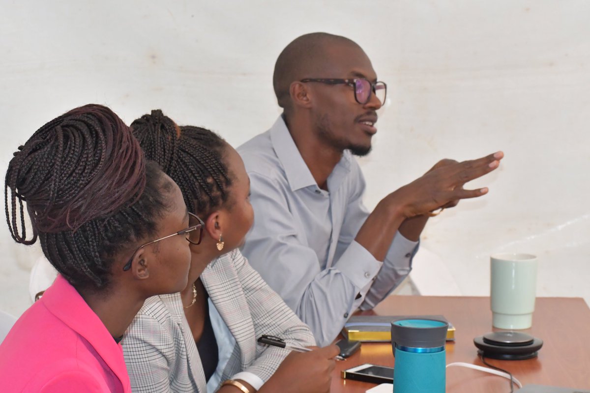 IDRC_Uganda's tweet photo. Today we discussed on various issues that related to our business operations and changes we need to make. This will help us to effectively manage our procurement operations, strengthen supply chain management and enhance relationships with our suppliers. #supplier #engagement https://t.co/2tCHuogwsd