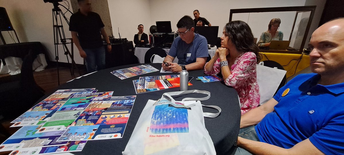 Peru_desarme's tweet image. Iniciamos el 1er día de la conferencia sobre Deshumanización Digital de @BanKillerRobots. 
@redsehlac 
#StopKillerRobots 
#DigitalDeshumanisationConf
#TeamHuman
