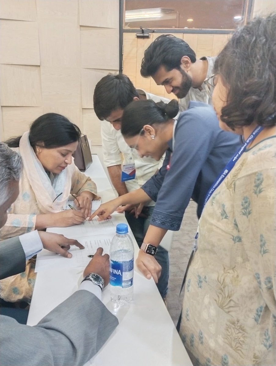 ClubIba's tweet photo. Round 3: SDGs fulfilment.
Teams were given a budget and they had to allocate it in a way that at least 5 SDGs were being catered for in the next 10 years, this round was linked to the first round which was budget Allocation https://t.co/6bLQUtkSan