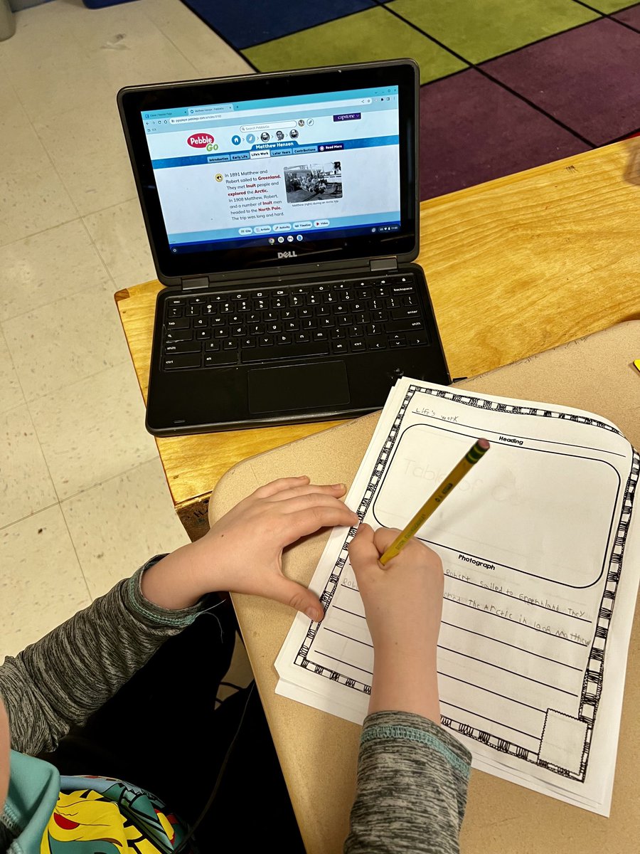 HendersonShane's tweet image. Students using #PebbleGo to research and learn more about an African American of their choice to complete a research writing project. @PESlibrarymedia  #CCSDigitalLearning