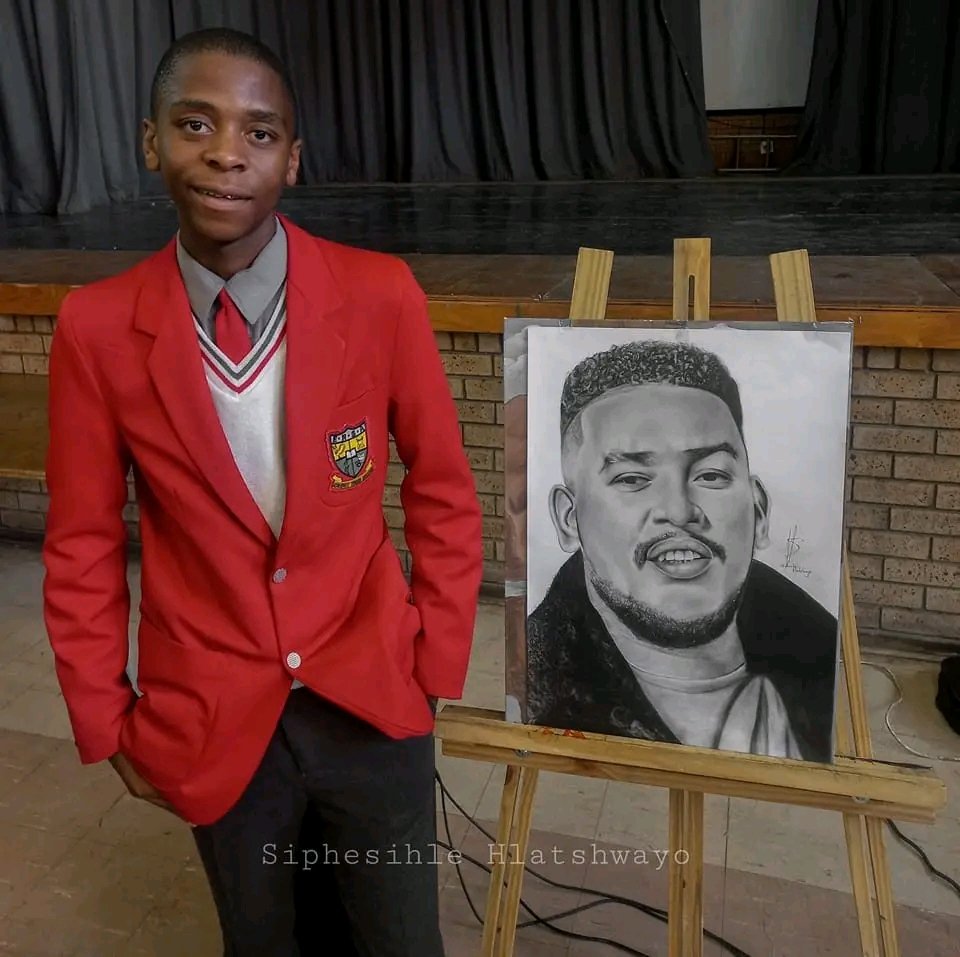 This is a Siphesihle Hlatdhwayo Appreciation Post ❤️‍🔥🤌
Siphesihle at East Rand School Of Arts Tribute to Kiernan Forbes AKAs SuperMega Well done to our Talented Learner 👏 👍 ❤️ Let's Make him Famous
#MassCountry #SimDope Thatho Saul #DonDesign Bedfordview Tembisa Mihlali