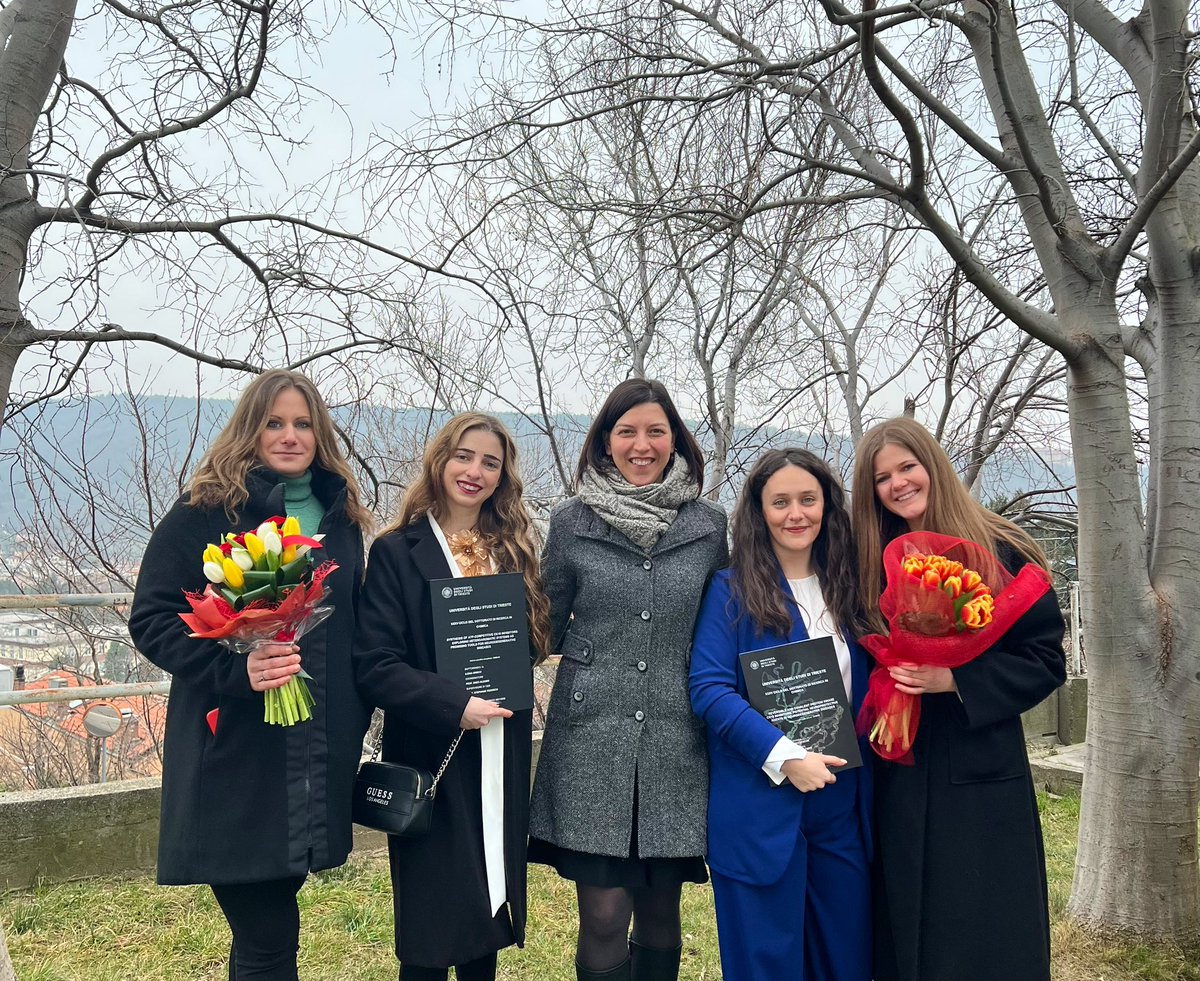 Congratulations to our labmates <a href="/Eleocescon/">Eleonora Cescon</a> and <a href="/IleniaGrieco1/">Ilenia Grieco</a> that today discussed their final PhD thesis in Chemistry.
Wish you the best !🍀
<a href="/DSCF_UniTS/">Chemical & Pharmaceutical Sciences at UniTS</a>