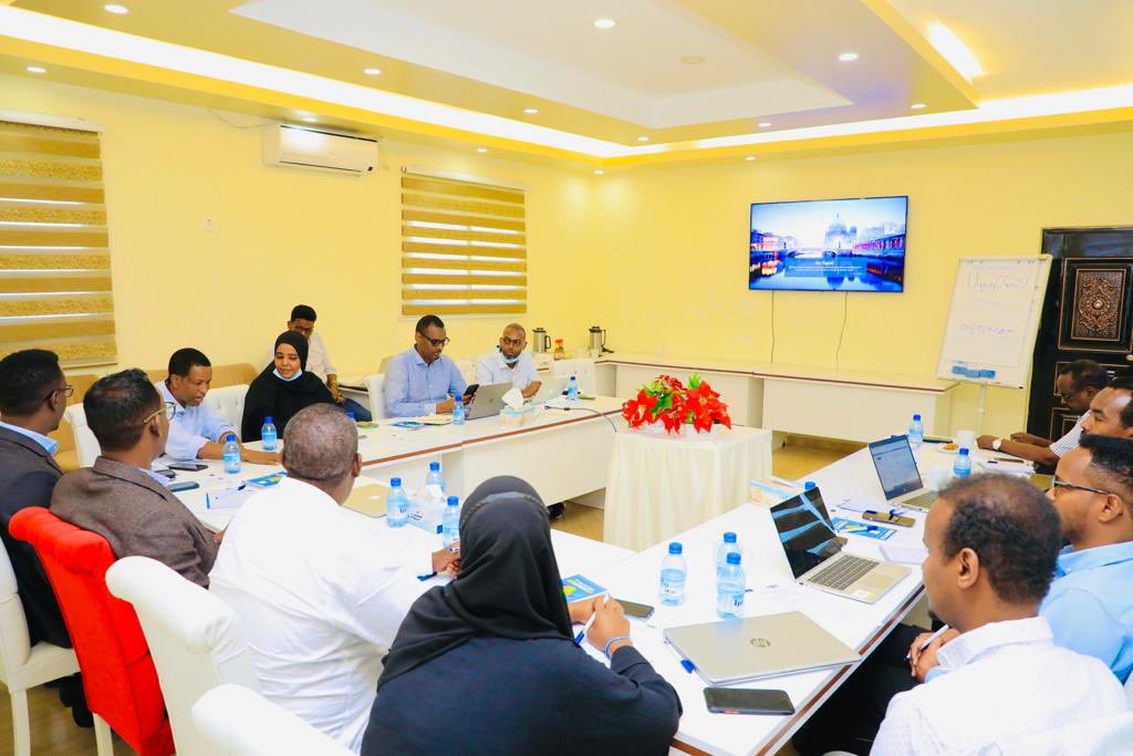 BRA_DoPIED's tweet photo. Territorial coordination committee meeting was today held in Mogadishu. The meeting was organized by @BRA_DoPIED and chaired by DG @AbdikadirDalha. In presence where BRA’s relevant departments directly involved in #ILED- a program supported by @EU_in_Somalia. https://t.co/Q9UuHS5CgY