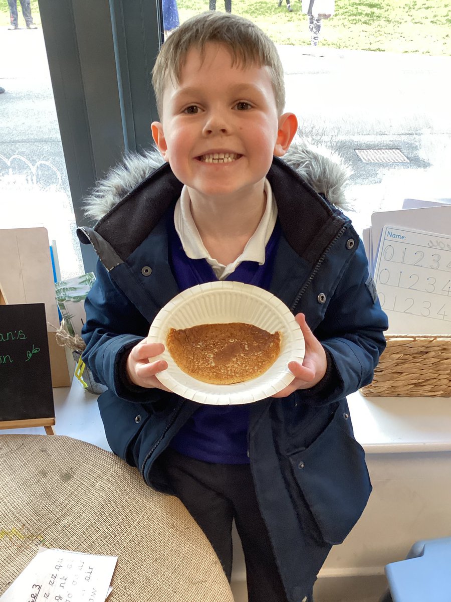 BucktonFields's tweet photo. Happy Pancake Day! Year 1 spent the afternoon making their own, they measured out and worked together brilliantly! 🥞 https://t.co/GtBRaKvfF3