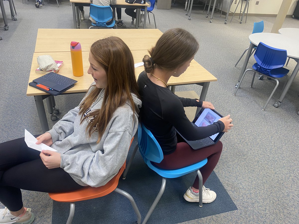 benotto32's tweet image. These @HSSD @hssdbv students did a great job working on their Graduate Profile Skills by having to be a #Communicator #Solutionist and #CriticalThinker