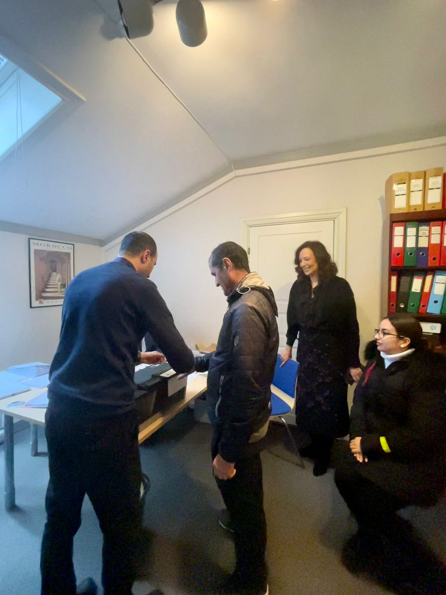 nabifreidji's tweet photo. سعدت بلقاء أفراد الجالية المغربية المقيمة بالنرويج و الاستماع اليهم و التعرف عليهم عن قرب بمناسبة حملة إصدار البطاقة الوطنية و تجديدها.
@MarocDiplomatie @MarocDiplo_AR https://t.co/jdkQhIf5ot