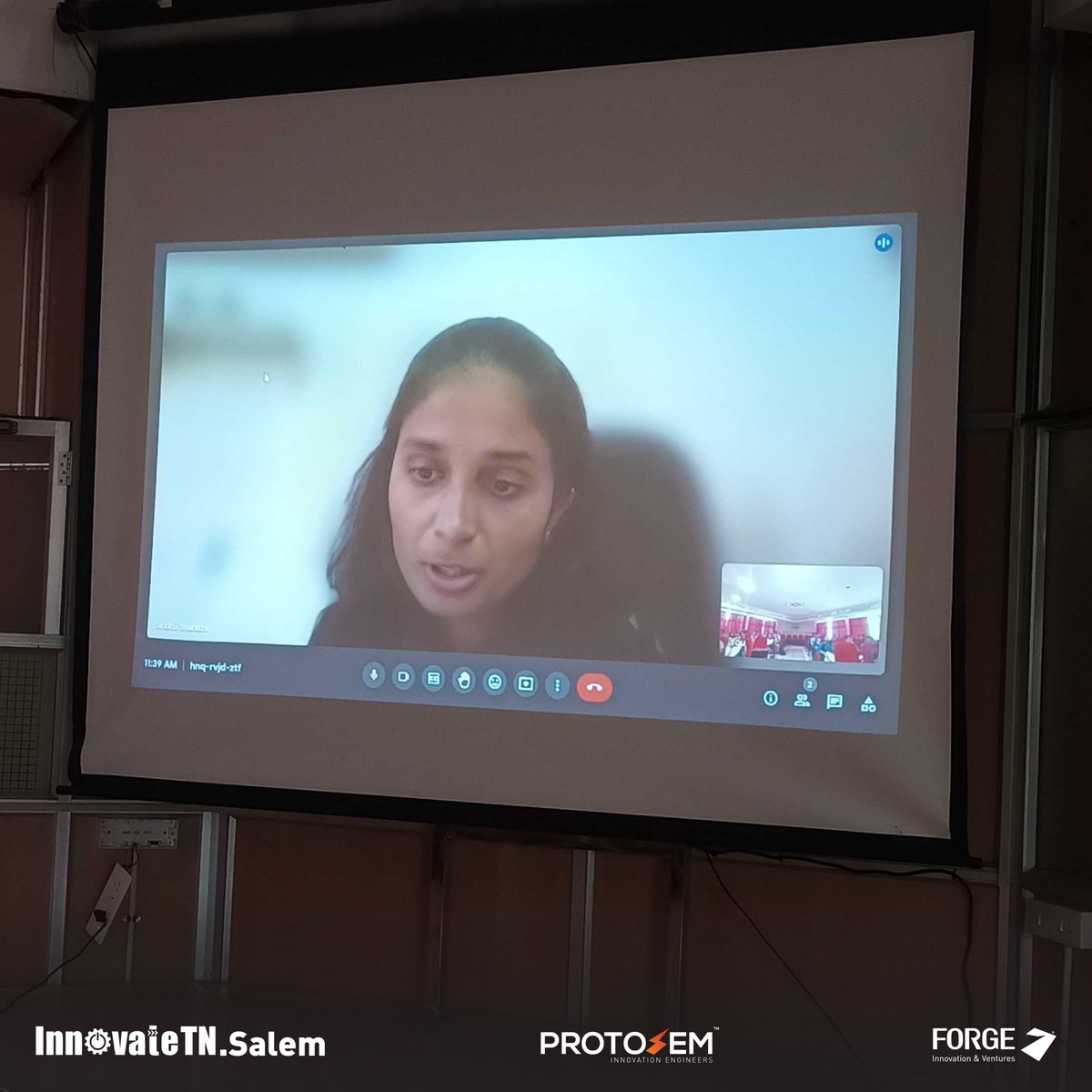 InnovateTn's tweet photo. Today at InnovateTN.Salem #students had the chance to virtually connect with Sindhu Bharathi Mandharachalam, Senior Research Analyst at Infinite Sum Modelling Inc. who addressed the Innovation Engineer Trainees on creating an All - star #LikedIn profile. https://t.co/KQ3Bp6tfCy